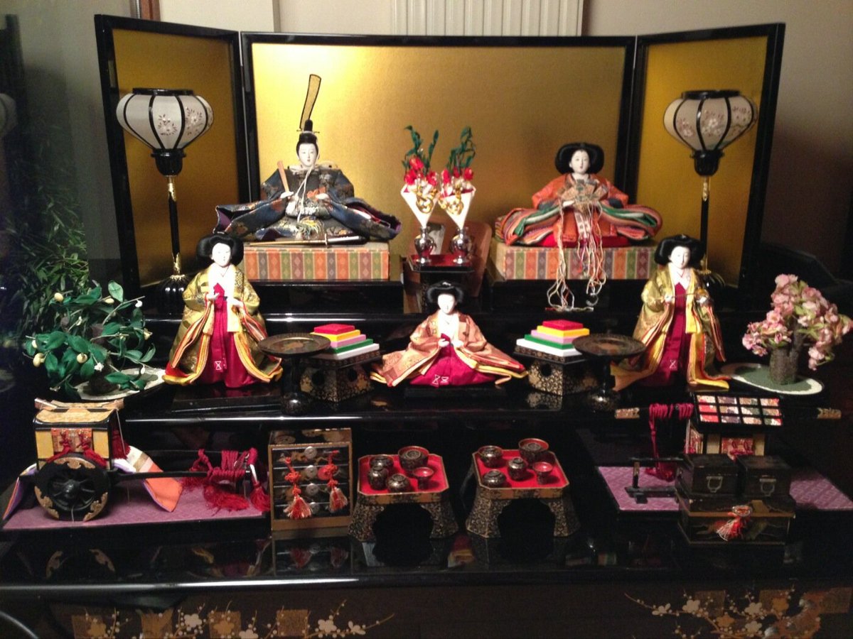 TokyoWifi's tweet photo. Hinamatsuri (Doll's Day or Girls' Day) is celebrated each year on March 3rd.
#Hinamatsuri #girlsday #dollsday #festival #traditional #culture #display
#Tokyo #wifi #rental #Japan
#translator #device #pocketrouter
#paypal #pocketalk #mobilehotspot
#sushi 
https://t.co/DFNHY04Ls3 https://t.co/LijkpHOg8t