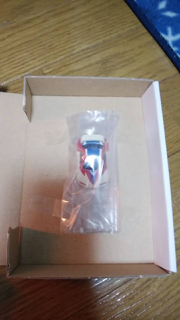 メルカリ 丁寧な梱包のお写真載せていただいてありがとうございます 箱がにしっかり固定されていると安心ですよね メルカリ梱包 T Co Leyq3y0hev Twitter