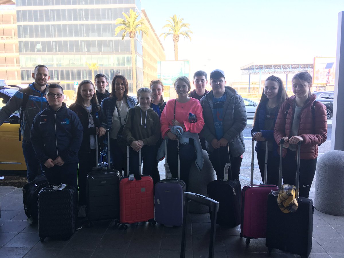 Careersstciara1's tweet photo. Start of our #mwc19 experience. Sun is out and happy heads all ready to rock 😎😎. @MtechAcademy @stciaransballyg https://t.co/8TXcJpJdEO
