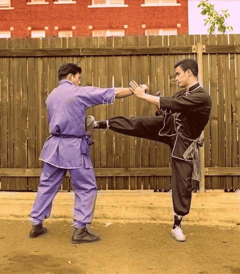 moifa_sifu's tweet photo. Nice little Wing Chun session last night at moi fa. Come and try it tonight at 8pm. It’s wing chun but not as you know it!  #newcastlemartialarts #getactive #learnselfdefence. #learnkungfu #northeast #vingtsun #gateshead #tyneside #heaton #NE6 https://t.co/3or16dQKHY