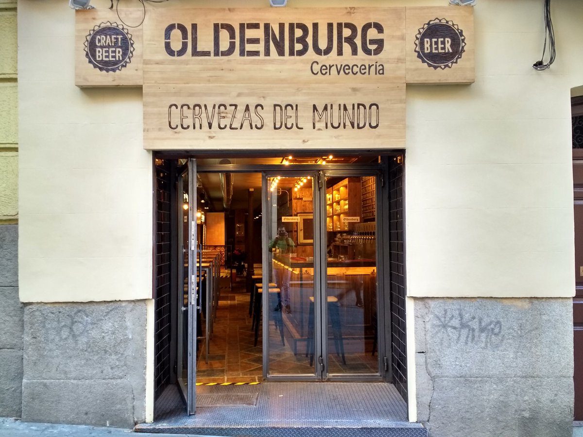 El_Oldenburg's tweet photo. Abre sus puertas la nueva cervecería oldenburg c/huertas 59. Os esperamos a todxs 🍻🍻.
De lunes a sábado de 19:00 a 00:00

#cerveceriaoldenburg #oldenburghuertas #nuevaoldenburg #clasicosdesiempre #cerveceria #desde1986 https://t.co/3rjwNh6Nyb
