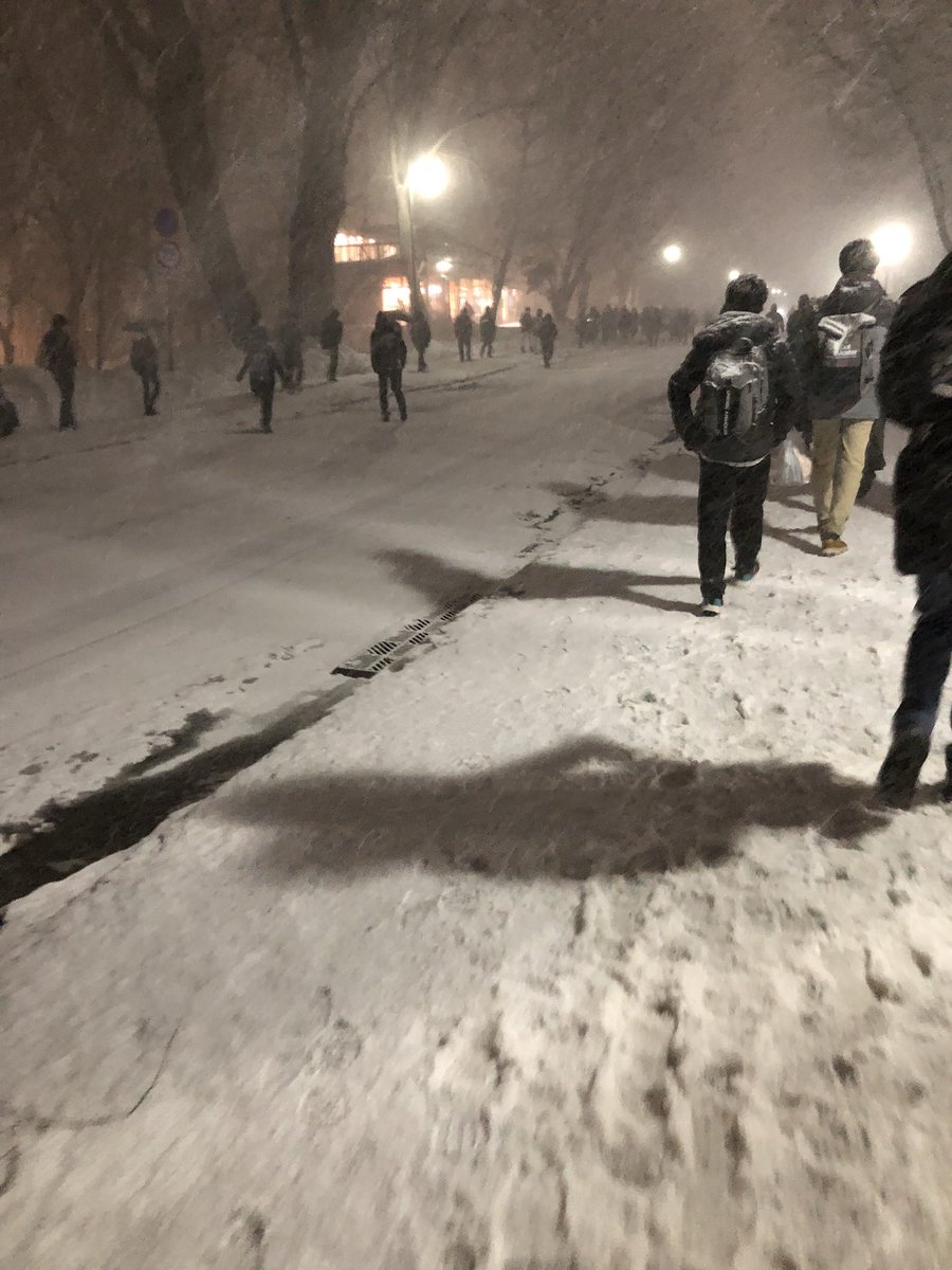 waraikutyan0122's tweet photo. 北海道大学理系第4科目

『帰宅』 https://t.co/yHMkeqDHq4