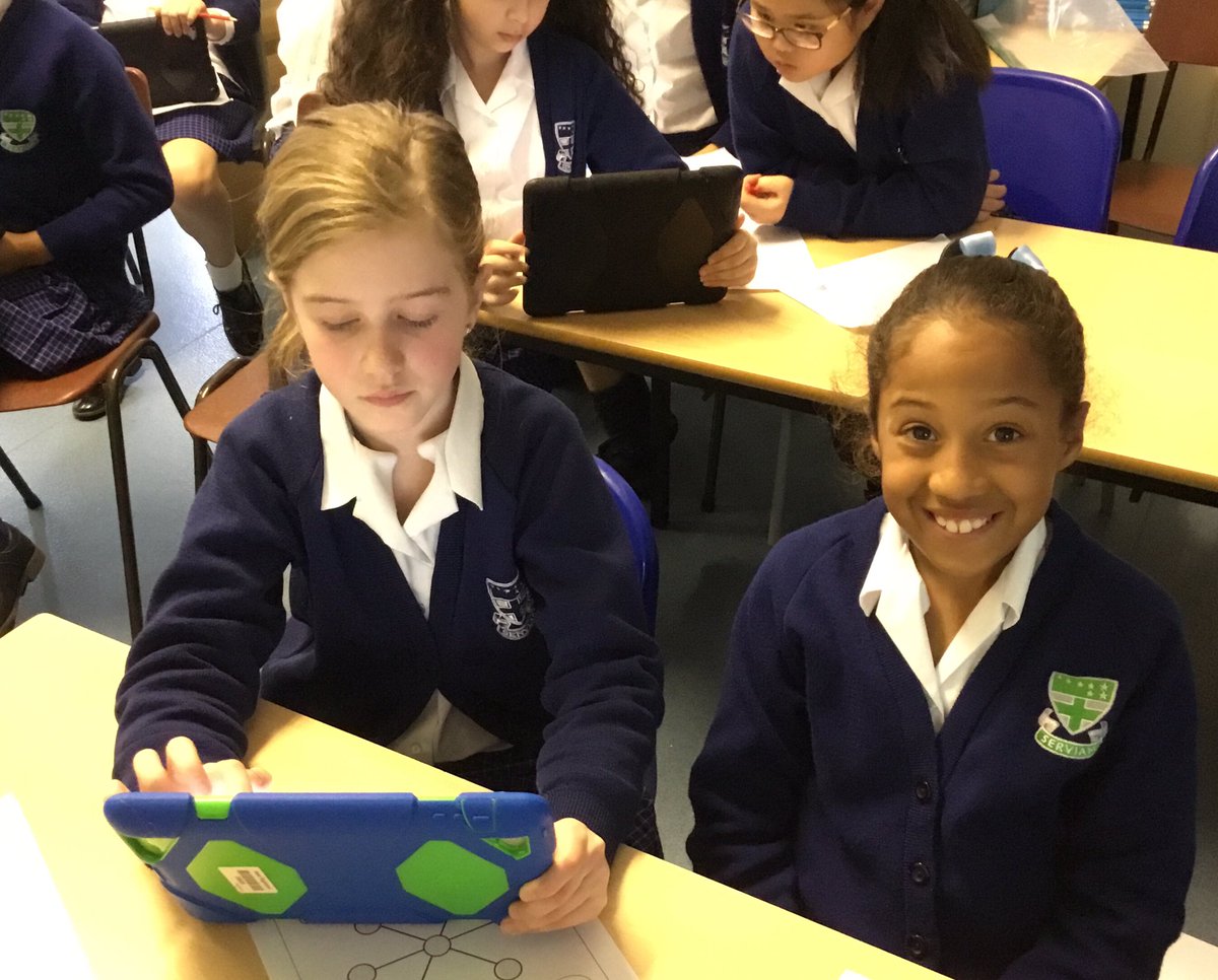 UrsulineYear5's tweet photo. #UrsulineYear5 iMovie workshop. Creating space movie trailers #UrsulineComputing https://t.co/8fOCBcmpmT