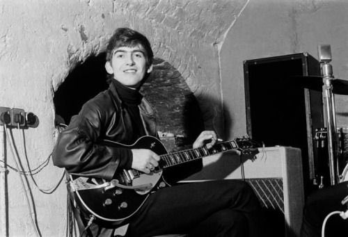 George Harrison would have been 76 today.

Happy Birthday 