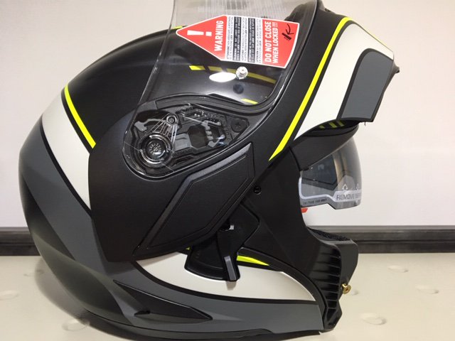 ridemotocom's tweet photo. New for 2019 The @agv_uk Compact ST Boston proving to be exceptionally popular with our Customers #biker #helmet #SafetyFirst #motorcycle #motorcycles #modular #pinlock #sunvisor https://t.co/3HVW3ivvbY