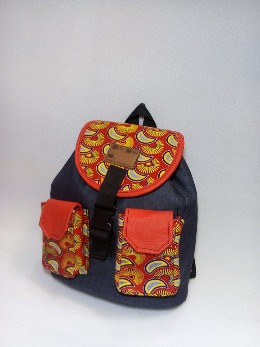 JuuCini's tweet photo. #MondayMotivation courtesy of our elegant monkey bags!

1600/= https://t.co/A3iE0XsqOB