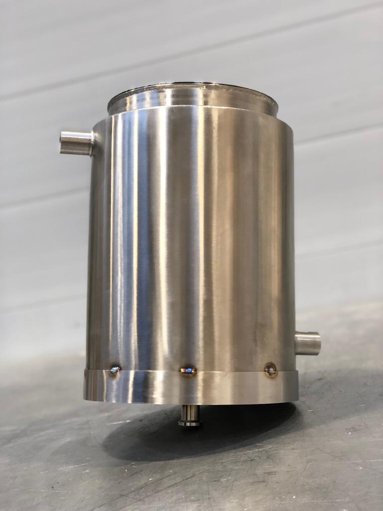 PharmaHygiene's tweet photo. A work in progress, this #JacketedVessel has already been fitted with its 1/2” BSP water inlet (base) and 1/2” BSP outlet (top) - it now simply needs cleaning and pressure testing before being sent out ☺️ #processequipment #pharmaceuticalequipment #stainlesssteel #ukmfg https://t.co/RIzGXJ69dL