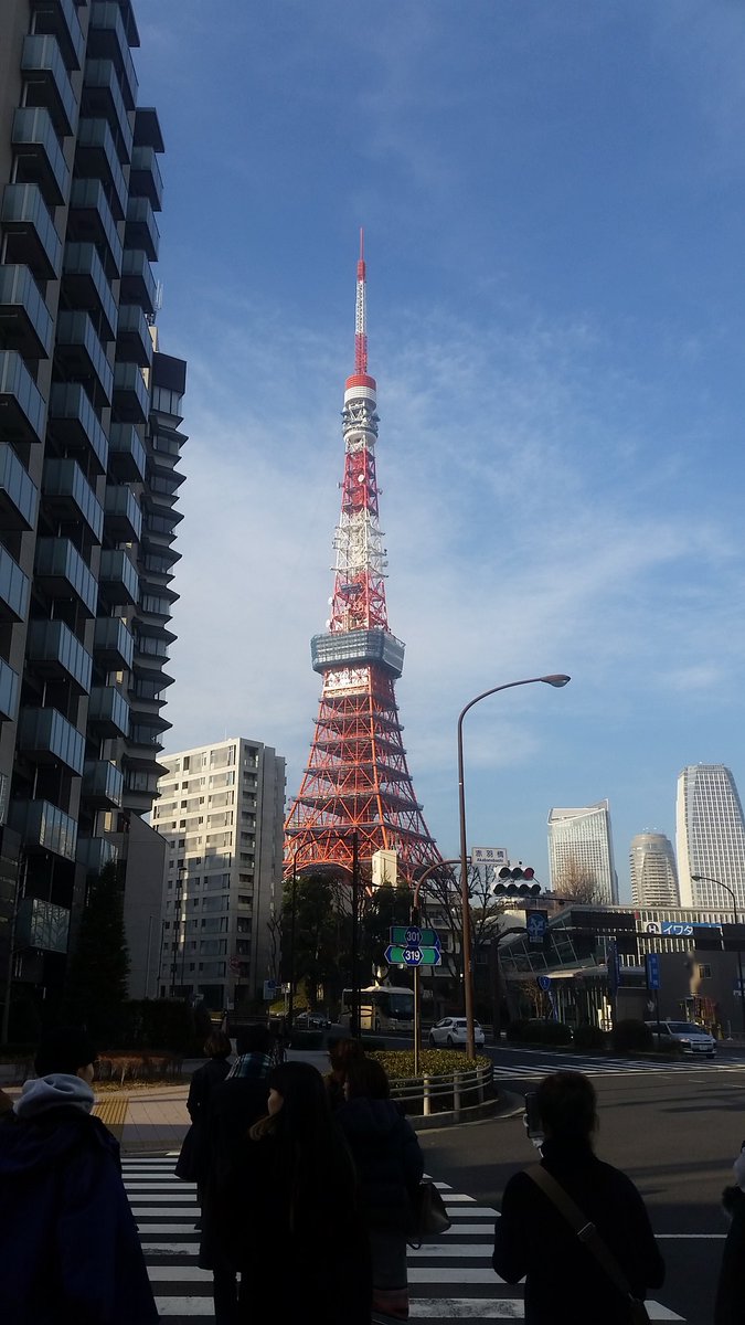 KamuiKuroshi's tweet photo. Und als krönender Abschluss:
Der Tokyo Tower! (dieses Mal bei bestem Wetter! :3)
...X-1999 feelings inklusive...poor Kamui...😭😭😭
#TokyoTower
#x1999
#clamp
#KamuiShiroDiedHere
#DatViewThough https://t.co/VG7BQ1Cmna