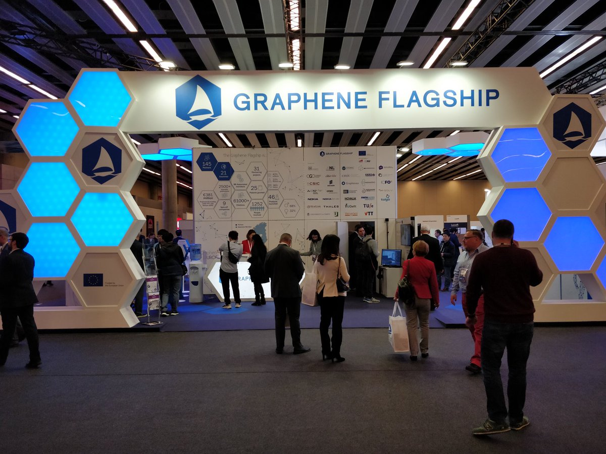 AtomicMechanics's tweet photo. The @GrapheneCA stand is looking awesome! https://t.co/pYA9CkBIlg
