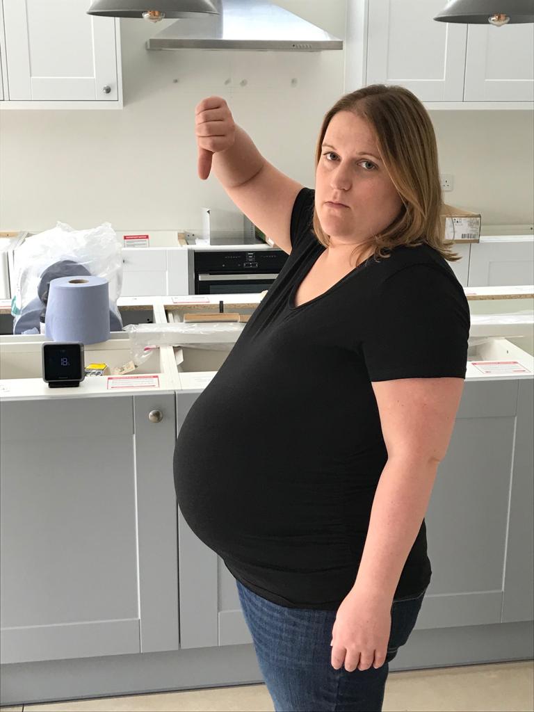 sharperjade's tweet image. @WrenKitchens failed to install my kitchen worktops on time because they are short staffed. No kitchen &amp;amp; about to give birth. Newborn in dust, noise &amp;amp; stress = bad. Wren had weeks to make this happen on time &amp;amp; didn't bother  #wrenkitchens #wrenovation #thewrendifference