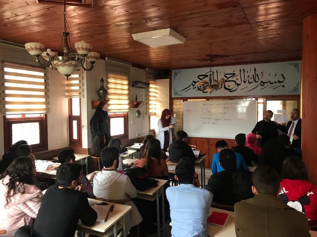 KEÇİÖREN GENÇLİK DERNEĞİNİ ZİYARET ETTİM...
Dernekte Eğitim Gören Gençlerimizi,
Derneğin Başkanı Recep ARAÇ Kardeşimi ziyaret ettim... <a href="/receparac06/">𝓡𝓮𝓬𝓮𝓹 𝓐𝓻𝓪𝓬🇹🇷🇹🇷🇹🇷</a>