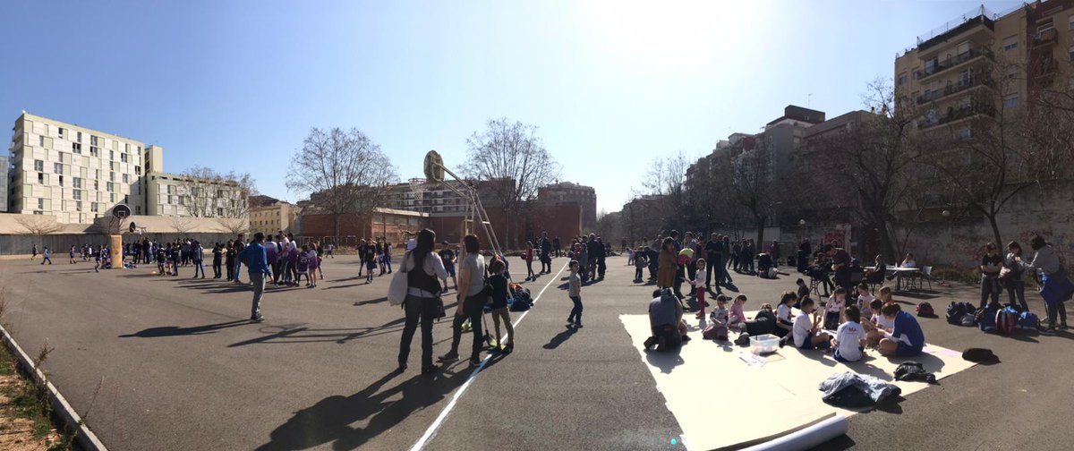 Gràcies a tots per venir #PoliesportiuBaixGuinardoJa #10anysSensepistes #poliesportiubg  😉<a href="/CEEuropa/">Club Esportiu Europa</a> <a href="/Barcelona_At/">Barcelona Atletisme</a> <a href="/hqclaretbcn/">Hoquei Claret BCN</a> <a href="/SwingCatsBcn/">SwingCats</a> <a href="/swingmaniacs/">Swing Maniacs Barcelona</a> <a href="/HandbolClaret/">Handbol Claret</a> @JovellanosAMPA <a href="/la_sedeta/">Escola La Sedeta</a> <a href="/AMPACLARETBCN/">AMPA Claret BCN</a> <a href="/btclaret/">Claret Llops</a> <a href="/PLbasquetGracia/">Plataforma Bàsquet Gràcia</a>