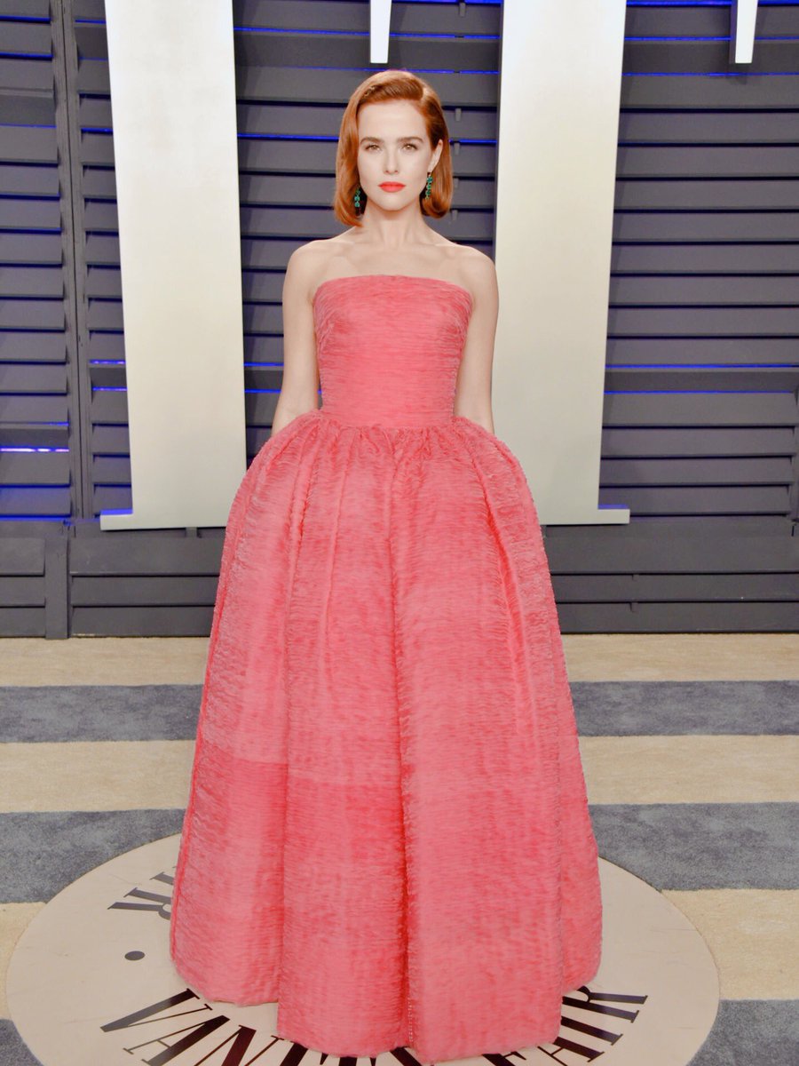 (📍) Zoey Deutch บนพรมแดงงาน Vanity Fair Oscar Party 2019 ที่ Beverly Hills, California ค่ะ 🌷💕 (2)