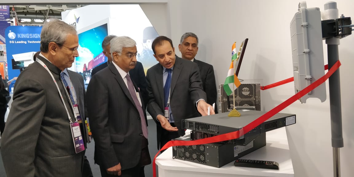TejasN_Official's tweet photo. @TejasNetworks launches the world’s first Ultra-Converged Broadband Access Product at #MWC19, #Barcelona. Join us at Hall 6, #6N22 to learn more.
@GSMA #MWC19 #MWClive #ProductLaunch #Broadband #Telecom #Networks #FutureReadyToday https://t.co/66nSTSTfWW
