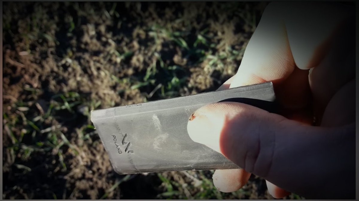 jacekmocnypl's tweet photo. "...jakość Waryńskiego jest lepsza niż sądziłem :) w przyszłości na pewno kupię np z tej firmy lemiesze i inne części" - taki komentarz znalazłem pod jednym z filmów na YouTube 😍💪🚜

▶️ Link do filmu na kanale GR KB 👇
📡 https://t.co/R0zaMNb75j
▶️ Pełna oferta nożyków Waryński https://t.co/FWeHzYDjPo
