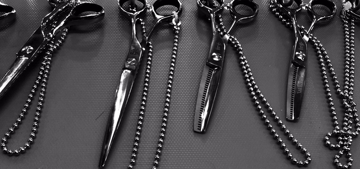 GeorgieGreg's tweet photo. Envie d’une coupe - brushing sur mesure ?
Georgie &amp; Greg .
Vos cheveux, notre passion !#AcademyAwards #lundi #Actu #cinéma #Bruxelles #SaintGilles #hair #hairjob #hairstyles https://t.co/XeAEweL1x0