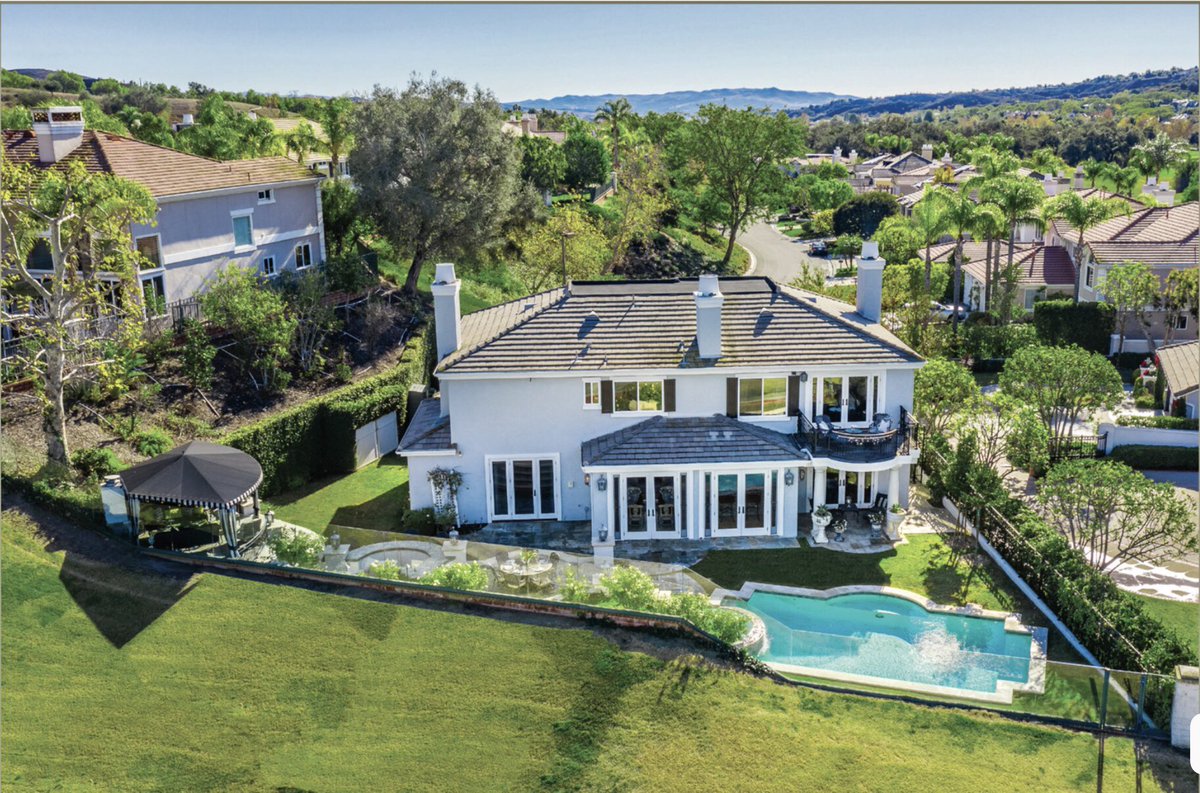 In Escrow 🏡 ⛳️

1CherryHills.com

#realestate #realtorlife #realtor #beautiful #house #houses #mansion #justsold #cotodecaza #golf #golfclub #countryclub #golfcourse #lifewelllived #home #french  #forsale #sunset #gorgeous #remodel #inspiration #buy #remax #remaxhustle