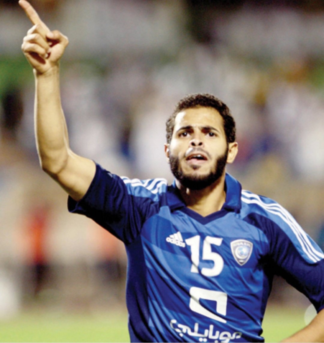 nn_Z3em's tweet photo. #احمد_الفريدي  :
ولد نجماً في الهلال 
ومرض مع الإتحاد 
ومات في النصر ..! https://t.co/5ReUN0Npsl