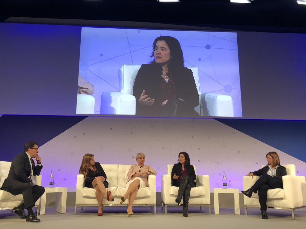 RachelSamren's tweet image. Brilliant start to #MWC19MP Latin America ‘Investing in the Digital Transformation’ summmit. Four female #ICT government officials on one panel:👍