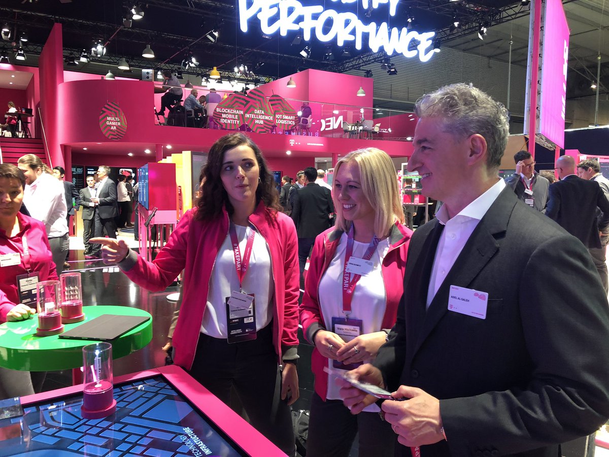 adel_al_saleh's tweet photo. TEAM, you can see how we are powering higher performance in #B2B at the #MWC19. Thank you to making this happen. #peoplemakeithappen https://t.co/HrotzrjB4z