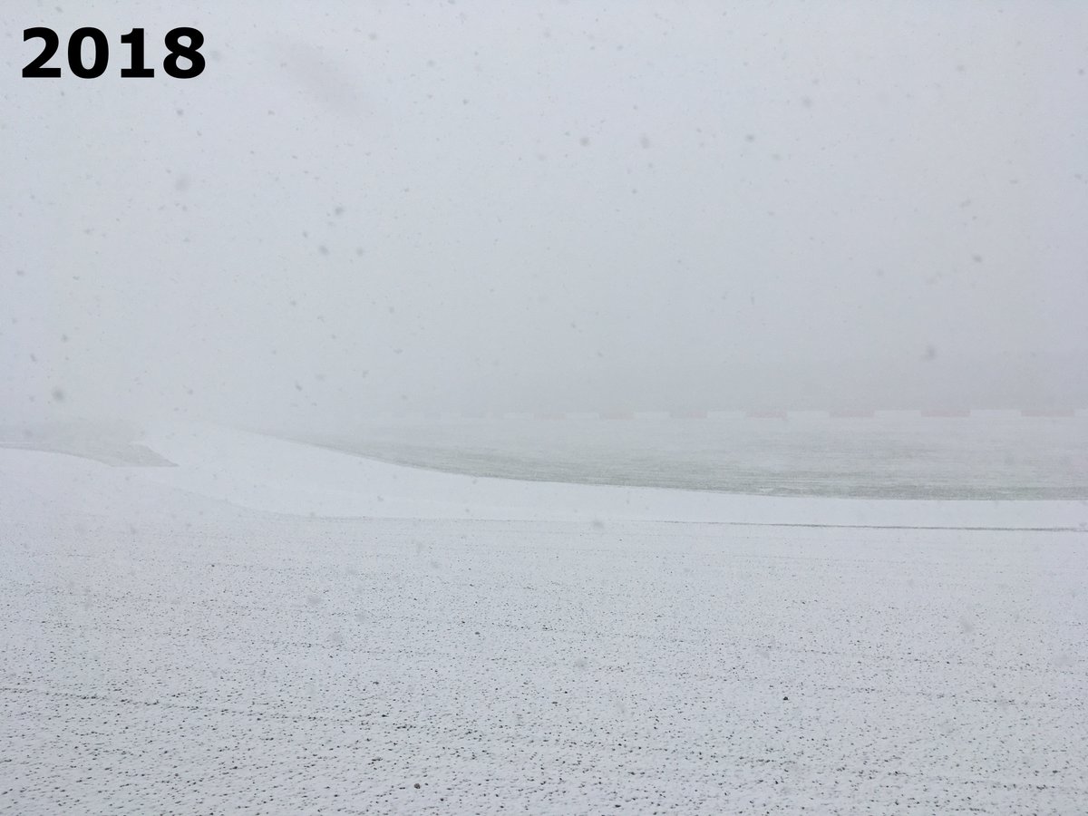 DoningtonParkUK's tweet image. Same scene, exactly 12 months apart! What a difference a year makes!!

⛄️❄️➡️☀️😎