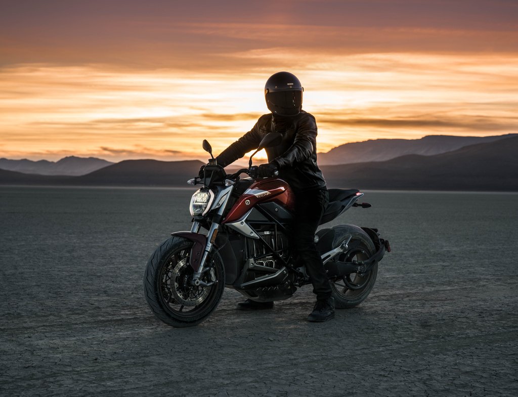 Zero Motorcycles Zeromc Twitter Effortless Zerosrf Https Www Zeromotorcycles Zero Srf Pic Twitter Urynnbl9ai