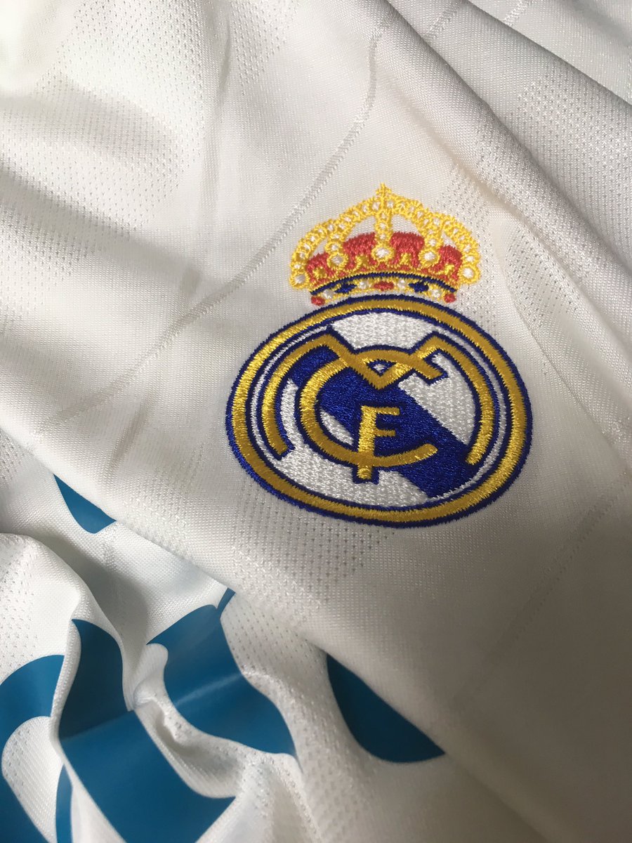 joefooty's tweet photo. As we head into El Clasico week I have a @realmadriden shirt to give away - all you have to do is follow and retweet #simple (Barcelona shirt next week) https://t.co/lmnst1JzHT