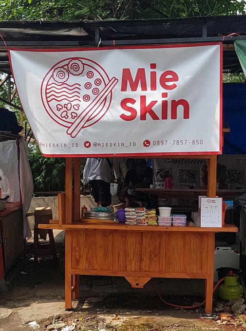 View image on Twitter