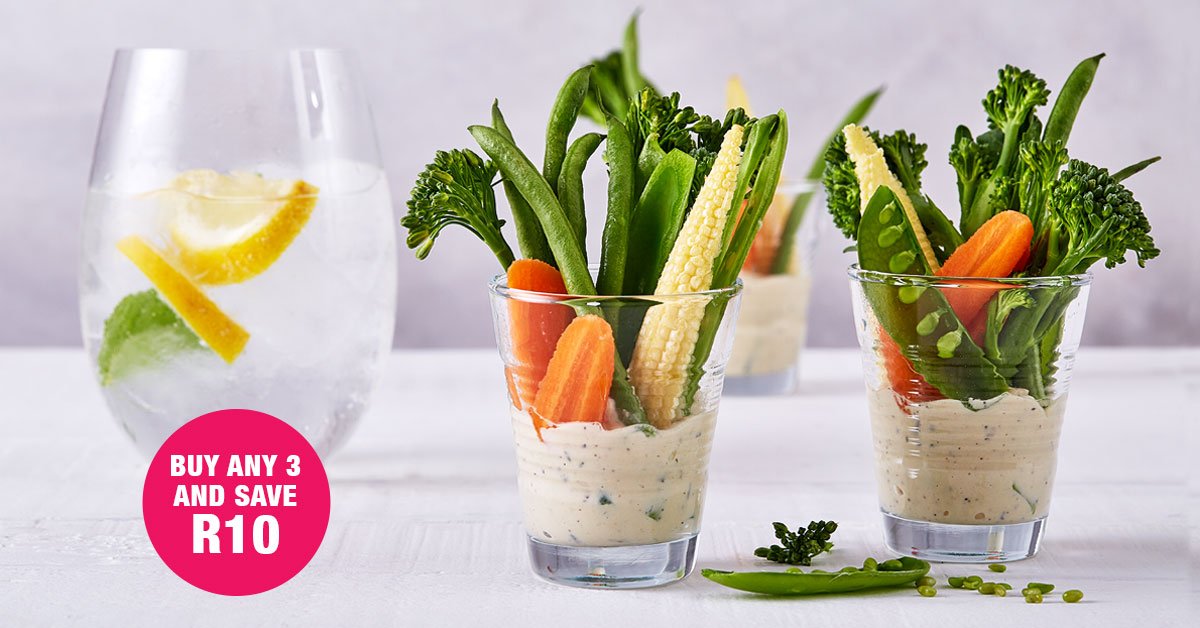 CheckersSA's tweet photo. We’re still bringing you unbeatable prices on the freshest fruit and veg so you can snack smart for less! Buy any 3 of our convenient veggie packs for 19.99 each and save R10. Promotion valid until 3 March 2019. #easysnacking #nutritious https://t.co/LbexASWCEP