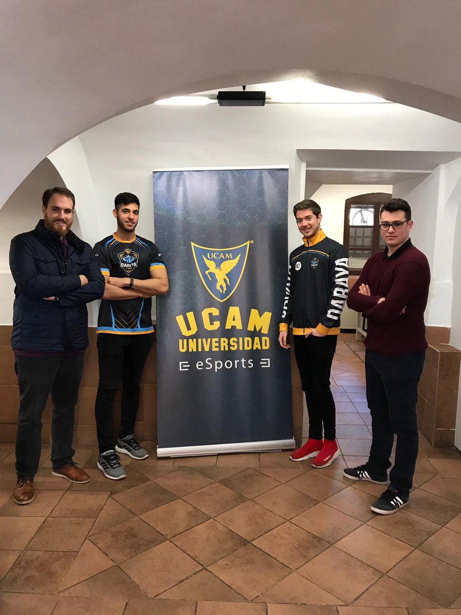 UCAM University Esports tweet media