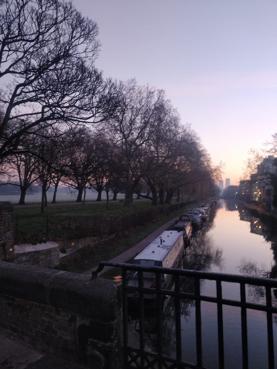 Feastly's tweet image. Feastly was up with the sparrows this morning as we sourced some new fresh fruit and veg suppliers. Yum.