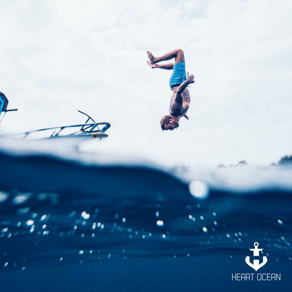 Seeking new adventures? Book a yacht and do it the Heart Ocean way.
#HEARTOCEAN #ADVANTURES #Yachting 
هل تبحثون عن مغامرة جديدة؟
احجزوا قاربكم الآن وعيشوا المغامرة على طريقة هارت أوشن.