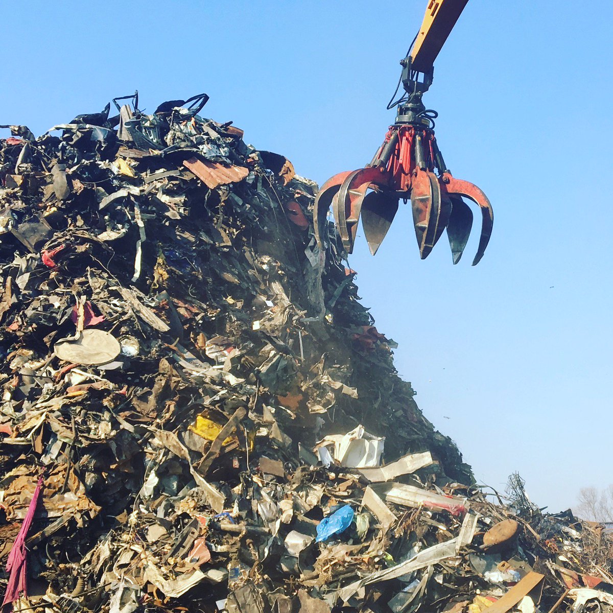 MikronHidrolik's tweet photo. Polyp-Grapple Attachment for Scrap Metal
https://t.co/XgNZbA2PeK
#mikronhidrolik #scrapmetal #greifer #recycling #materialhandler #polypgrapple #orangepeelgrab #polypgrab #materialhandlingequipment #liebherr #terexfuchs #sennebogen #equipment #attachment #грейфер #hurda https://t.co/aU9B4QZnJM