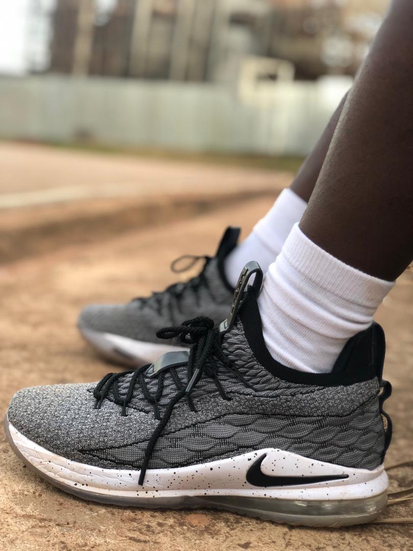 DROSEFRANKLYN's tweet photo. The Comfort on the floor! #the15s #lebron15s #ball #africa #ughoops https://t.co/Rtf9hY3trp