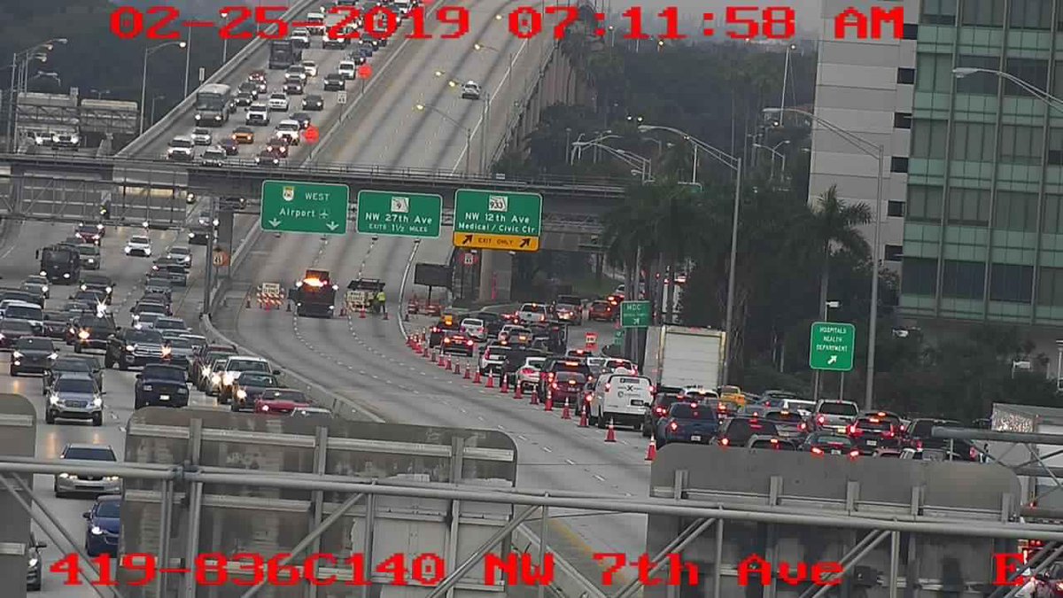 wsvn's tweet photo. #TRAFFIC ALERT: Westbound Dolphin Expressway is shut down between NW 12th and 17th Ave. due to overnight construction that has not wrapped up yet (pic courtesy: FL511) https://t.co/T7RciTuYtv