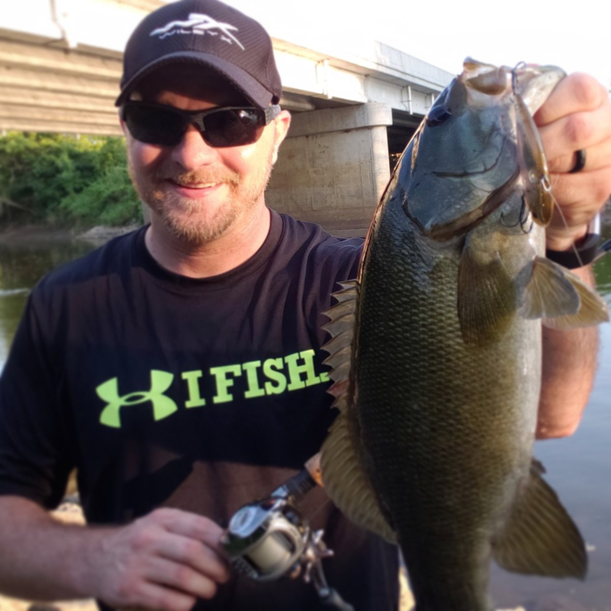BagwellFishing's tweet photo. What's your Go-To bait for smallmouth Bass? 

#smallmouthbass #catchandrelease #bassfishing #fishing #wileyx #uafish #mysterytacklebox #photooftheday #berkleyfishing https://t.co/E2j1eb6M9l