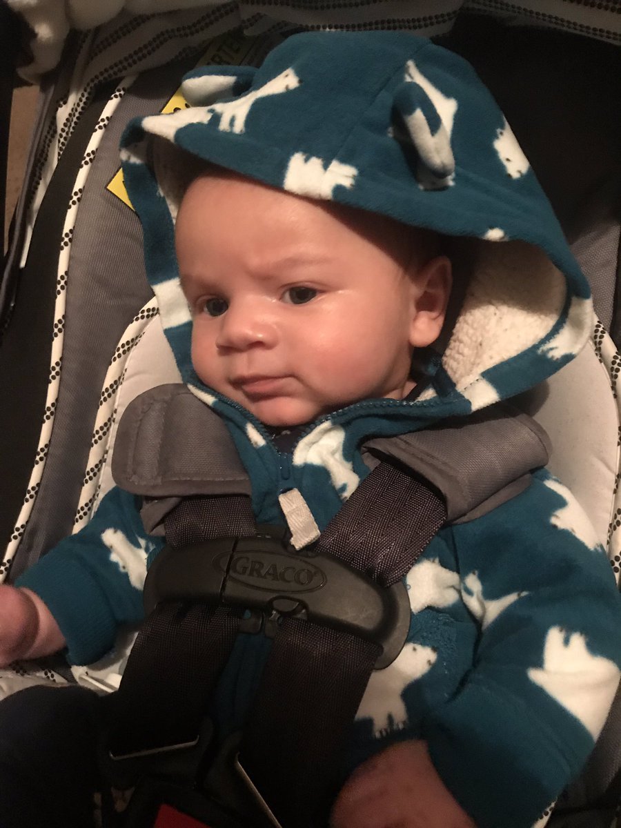 __Renaxo's tweet photo. Stop growing😭💙 https://t.co/0kbUdlmfDZ