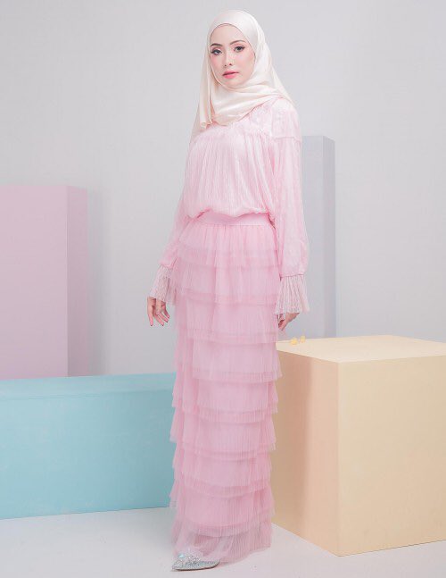 KebayaMy's tweet photo. #MovingOutSale
SWIPE ➡️ untuk harga,material dan ukuran❗️ *ALIVIA SKIRT*
Buy 1 -RM39
Buy 3-RM100
mohon screenshot dan whatsapp sis,sebab DM slow lately ni... klik je link kat profile/ +60163924096
. https://t.co/h8KrMj41Lt