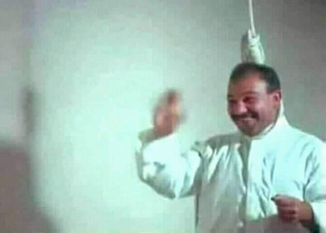 Eram_media's tweet photo. العيلة كلها مستشارين و محامين كبار و أنا ��لعت من الترم الأول ف حقوق ب 3 مواد https://t.co/66awIJsLSH