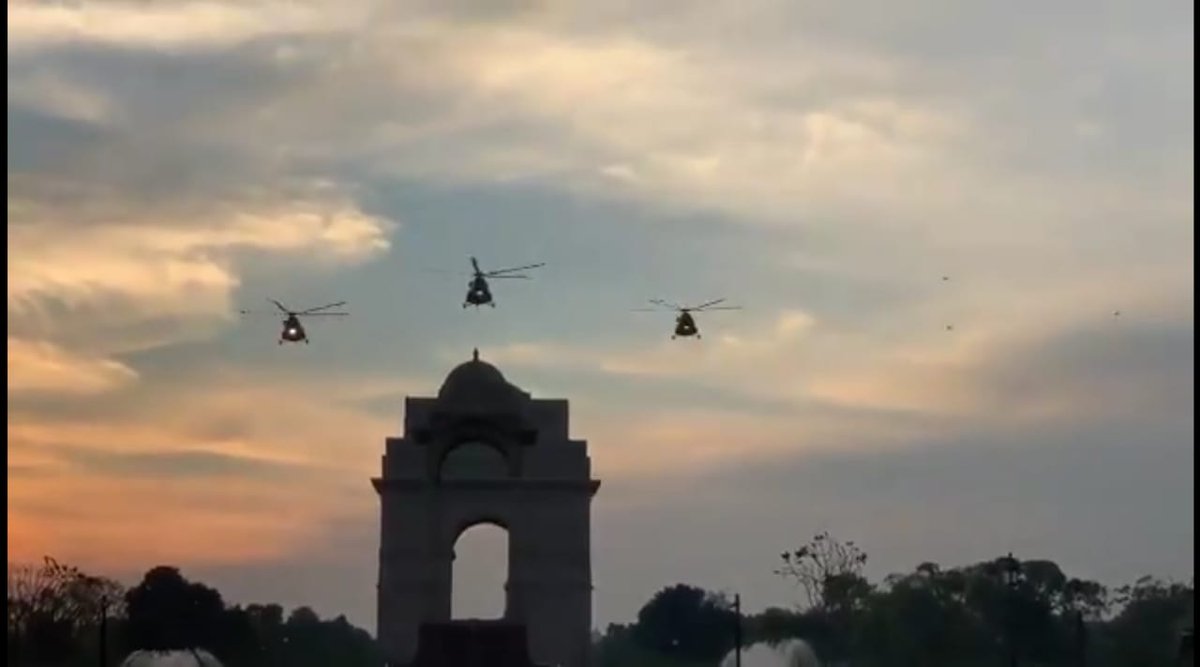 salute2soldier's tweet photo. The Hon’ble PM dedicated the #NationalWarMemorial to the Armed Forces today on behalf of the Nation.The Dedication Ceremony was a solemn occasion wherein 25942 fallen Heroes &amp; 21 Gallant Param Vir Chakra recipients post-independence,got their rightful due through the War Memorial https://t.co/ZOwJqydX4E