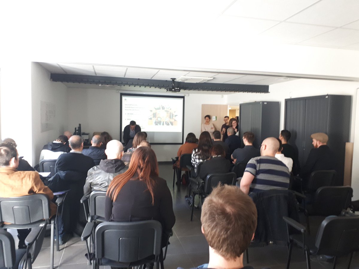 mescipa's tweet photo. C'est la semaine des métiers du #numérique #AvecPôleemploi @poleemploi_HDF au programme, présentation des centres actif sur les métiers #trte et #tsre. @EShowroomprive avec les métiers du #ecommerce, @SimplonHDF pour #referent #digital #developper et @MiE_Roubaisis avec #PlayON https://t.co/8lfP8vt2yV