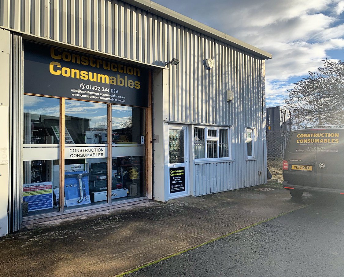 CConsumables's tweet photo. Hey #HerefordHour, we're new to Twitter but have been trading in Hereford for 10 years 👋

Have you visited our store yet?

We're hidden away on Mortimer Road and stock a wide range of building supplies and power tools. 

Visit us on weekdays for all of your construction needs 🔧 https://t.co/UdX9hf8QKJ