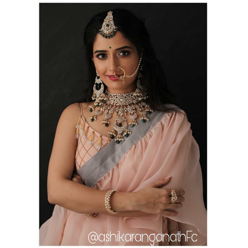 AshikaRangnathF's tweet photo. Recent photoshoot pics
@AshikaRanganath  Queen ♥️ https://t.co/jdauCiCgOm