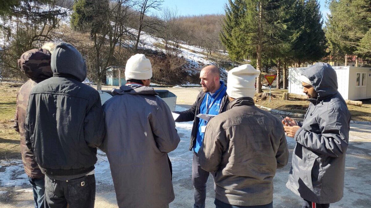 VasaPravaBih's tweet photo. Redovna posjeta prihvatnom centru #Ušivak gdje obavljamo konsultacije i pravne asistencije sa korisnicima centra u vezi postupka #azila https://t.co/PJ3gI3yQtr