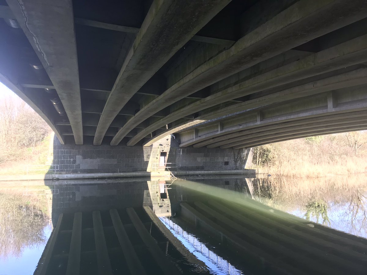 ICEThamesValley's tweet photo. Here’s another Thames Bridge for #ICEBridgeMonth. It carries the A34 near Oxford, and is post-tensioned in just about every direction. @ICE_engineers @ICE_SEEngland @ICELibrary https://t.co/iMFt6vnP8i