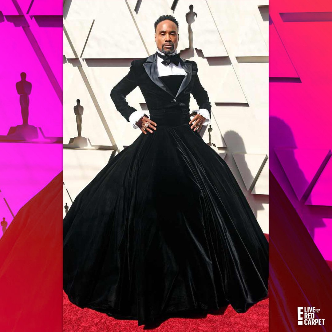 Pitty's tweet photo. obviamente n consegui ver o Oscar ontem pois muito tarde, chego na TL e me deparo c essa foto. que imagem! <3
melhor figurino! já quero. https://t.co/qzk4LfHGao