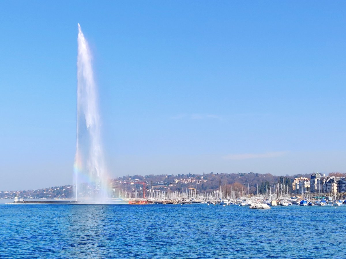ChildwallSci's tweet photo. Wandered around the lake and spotted a rainbow.
#childwallssa #childwallatCERN2019 https://t.co/iKt9E182rM