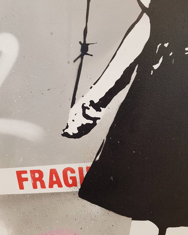 Two of our gallery assistant's favourite original works in 'Spray it All' by Thirsty Bstrd 😎 
Make sure to pop in to see them before the 4th of March!
#streetart #stencil #folkestoncreativequarter #folkestoneoldhighstreet #satiricalart #politicalart