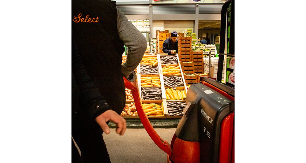 A découvrir aujourd'hui dans Les Echos l'enquête sur Rungis réalisée par Michèle Warnet et Florence Levillain !
Le long format c'est ici 👇👇👇
media.lesechos.fr/infographie/ru…
#rungis #lesechos #photojournalism #longform