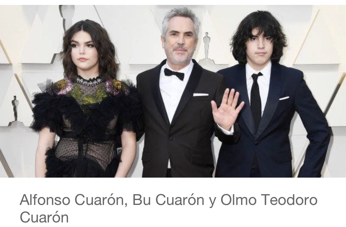 Una de las peores barreras a la inclusión es la ignorancia.
Olmo Cuarón nos enseña que con los #apoyos necesarios se puede #romperbarreras superar desafíos -luces, ruidos, tumulto- y disfrutar junto a su familia de la fiesta de los #Oscars #autismo #inclusionplena #Cuaron